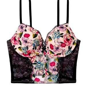 New Victoria Secrets Very Sexy Push up Bra size 32 D